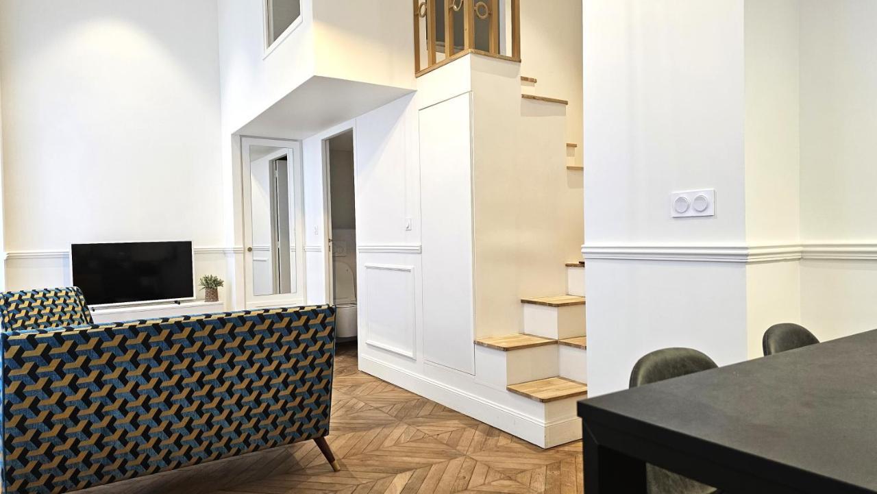 Charmant Studio Hypercentre Reims Apartment Bagian luar foto
