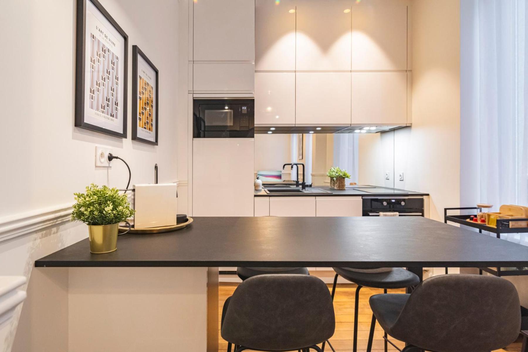 Charmant Studio Hypercentre Reims Apartment Bagian luar foto